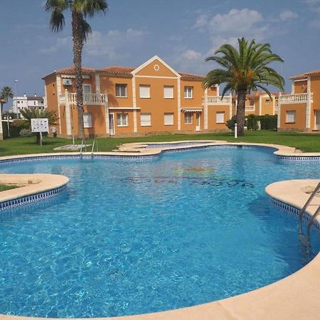 Oliva Nova Flat In Front Of Met Apartment Exterior foto